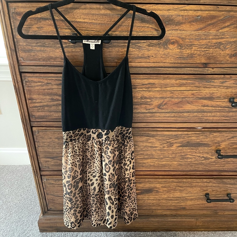 Annabella (Francesca’s) flirty mini dress.